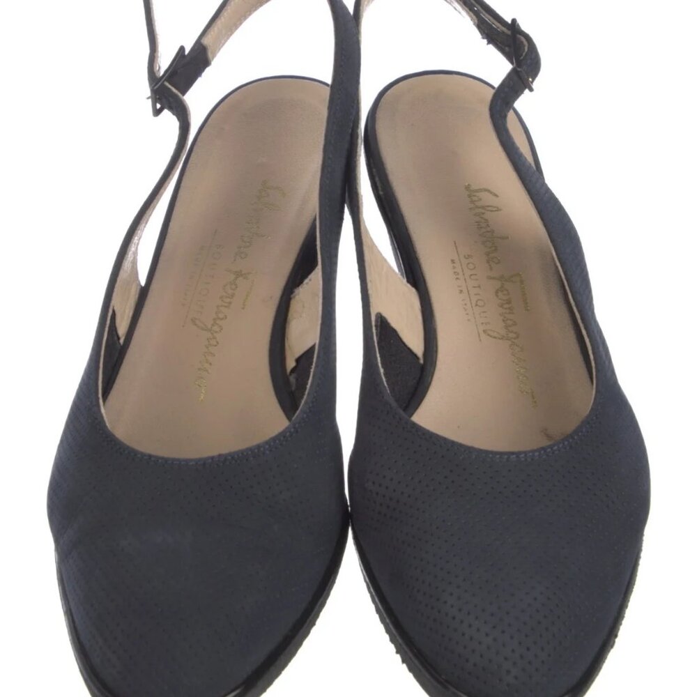 Salvatore Ferragamo Blue Suede Sling Back Pump Women's Sz 7.5B - good pre-owned - Picture 6 of 8